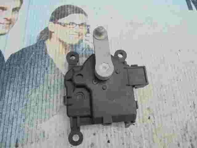 Stellmotor Heizung Mazda 2 3 8303C 8303-C PPGF20PD20 PP GF20 PD20