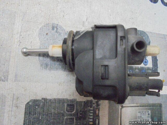 Stellmotor Scheinwerfer LWR Leuchtweitenregulierung Mitsubishi Pajero Montero