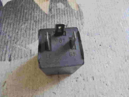 Relais Deawoo Nexia 4DB00375001 4DB003750-01 A28657625 A28-657625 HELLA TBB53DOT