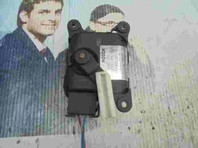Stellmotor Heizung  BMW 3 E36 61319361911 0132801101 9094803195 B132801101