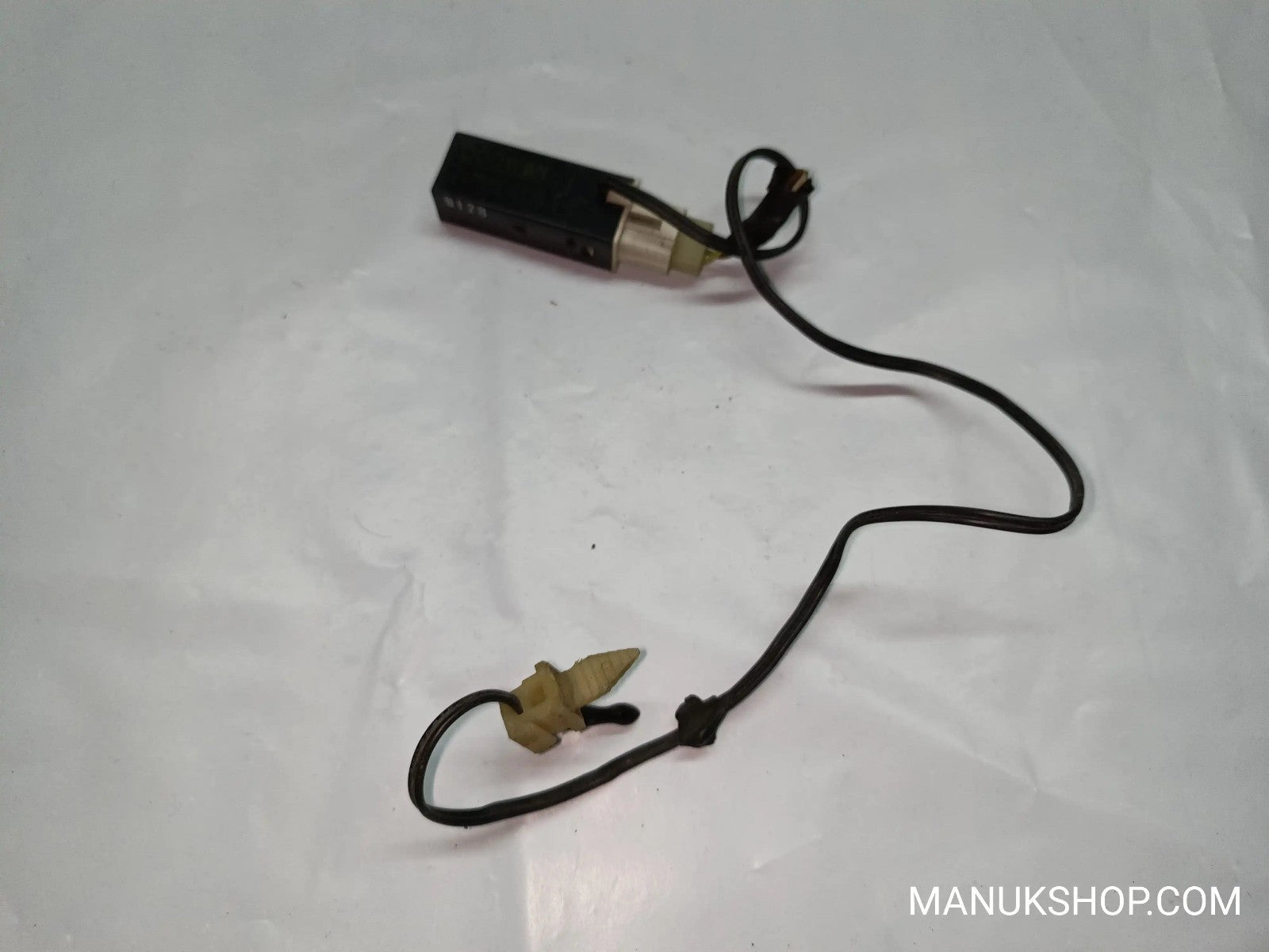 Temperatursensor Kia Sephia  Doowon  E475130130 E47513-0130 S-2