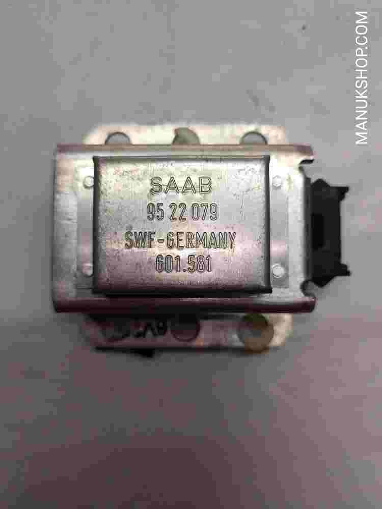 Kühlerlüfter Relais  Saab 9000 9522079 95 22 079 601581 601.581 SWF