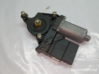 Fensterheber motor hinten links VW Passat B5 BOSCH 0130821697 0 130 821 697