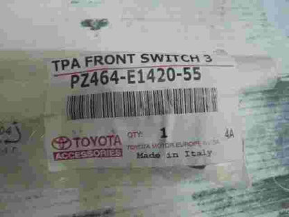Einparksensoren Toyota Auris PZ464E142055 PZ464-E1420-55