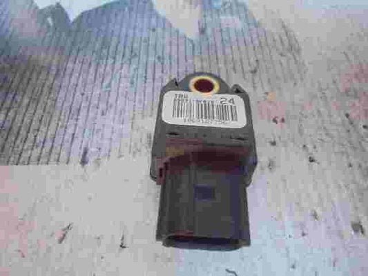 Airbagsensor Airbagsteuergerät   Toyota Verso TRW 898310F010 89831-0F010