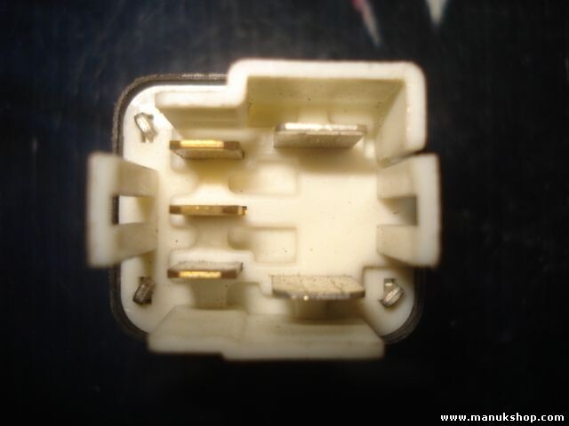 Relais Toyota Avensis 1999 2,0 9098704002 90987-04002 DENSO 0567006780