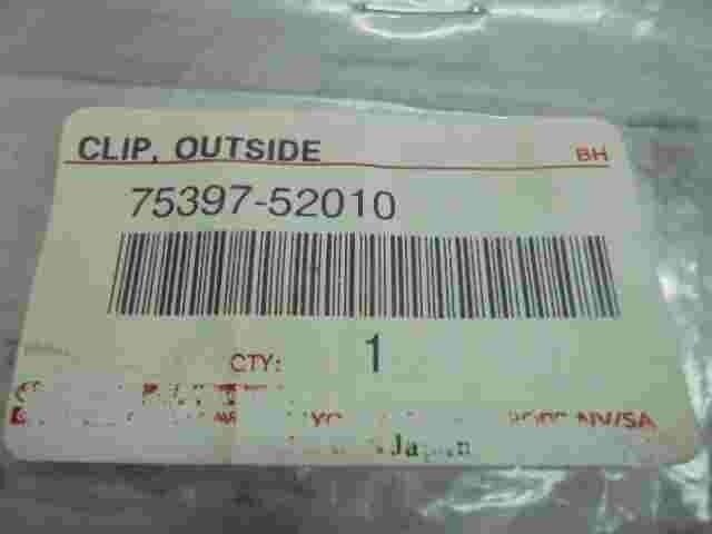 Clip Outside  Toyota  7539752010 75397-52010