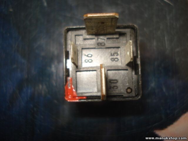 Relais Alfa Romeo Fiat 46520439 V23134J55X229 0046520439