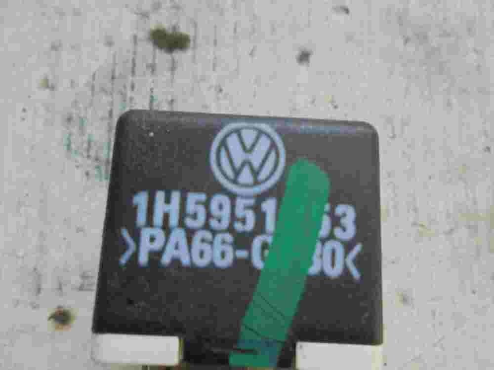 Steuerrelais Porsche Cayenne 3.6 Gasolina Audi Q7 Touareg Nr. 143 1H5951253 12V
