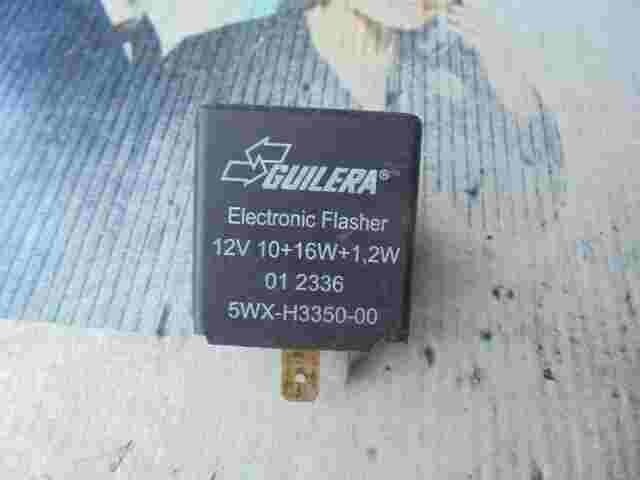 Blinkrelais Yamaha 5WXH335000 5WX-H3350-00 012336 12V 10 16W 1,2W Guilera