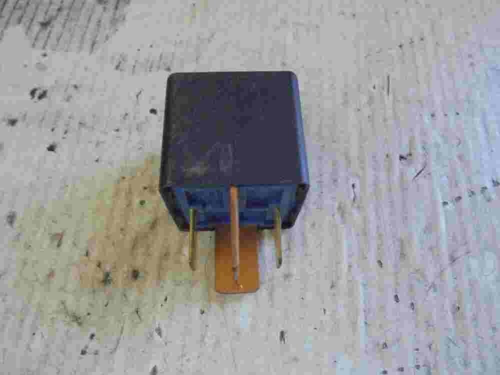 Glühkerzen Relais Hyundai IX55 Kia OMRON 3916037110 39160-37110 DC12V 50A.