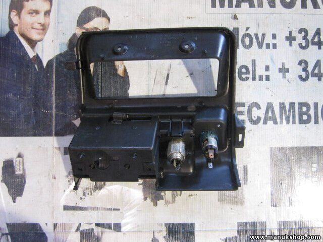 Mittelkonsole Jeep Cherokee I 4.0, 3964 ccm, 131 KW, 178 PS 55115113 4732058