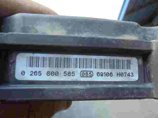 ABS Steuergerät Ford Mondeo III BOSCH 0265800585 0 265 800 585