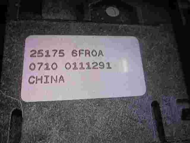 Schaltfläche Parkplätze Bremsen Nissan X-Trail Qashqai 251756FR0A 0710 0111291