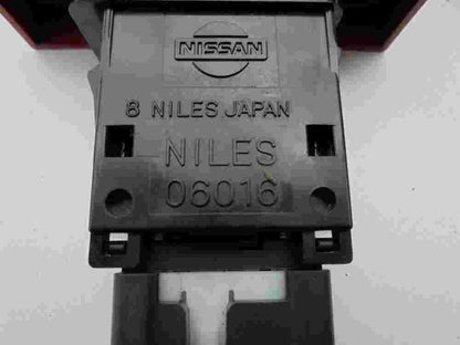 Warnblinkschalter Nissan X-trail 8 NILES 06016