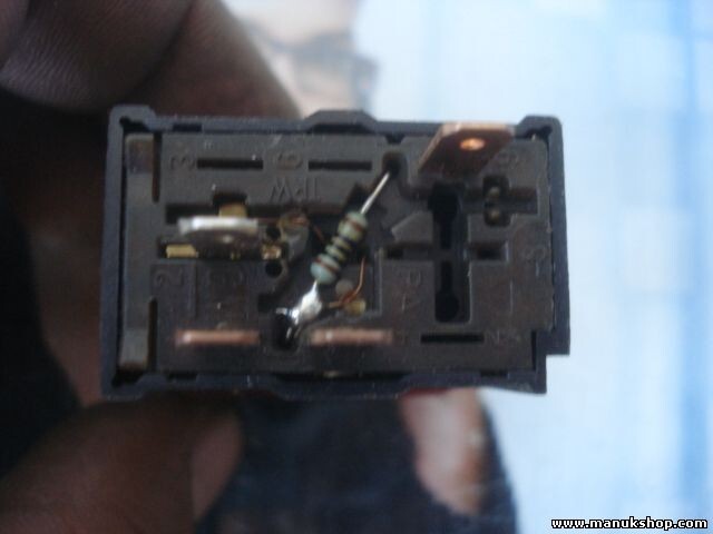 Warnblinkschalter Opel Zafira 90589897 90 589 897 09 104 489 2402