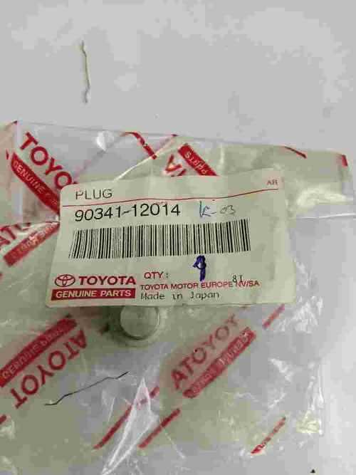 Plug  Toyota Land Cruiser 120 Prado 9034112014 90341-12014