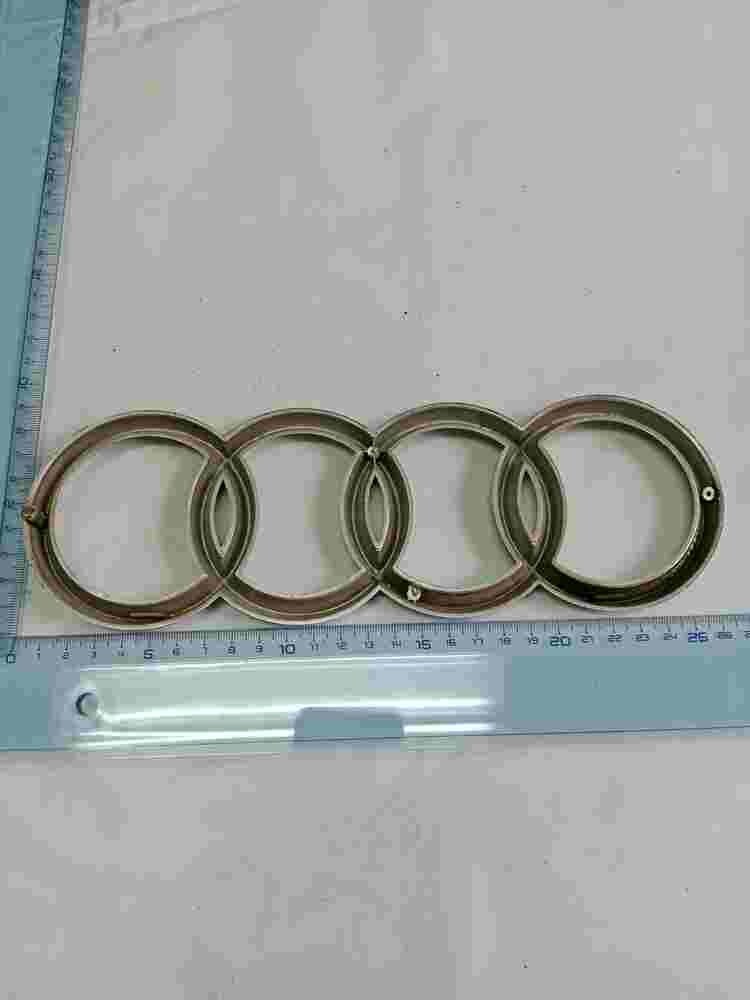 Emblem Audi 100 A6 S6 C5 80 B3 893853605 893 853 605 25cm.