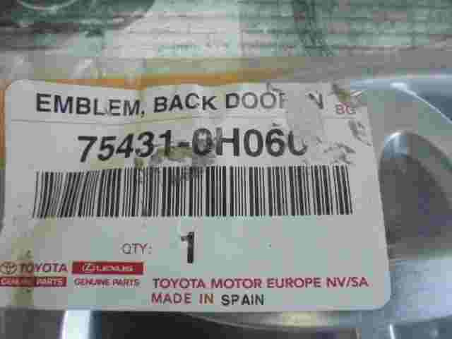 Emblem Logo   Toyota Aygo 754310H060 75431-0H060