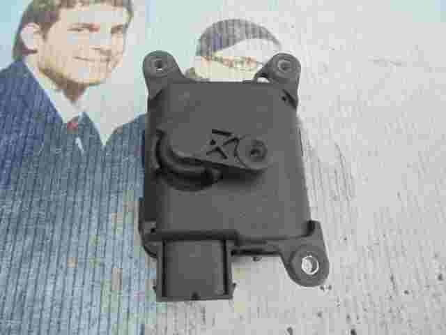 Stellmotor Heizung Audi A6 4B1 820 511 M 4B1820511M 0132801171 01328011712