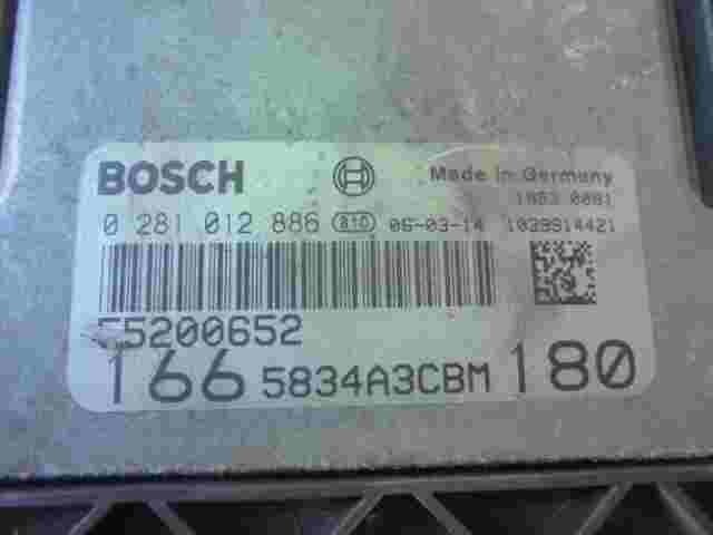 Motorsteuergerät Alfa Romeo 166 2.4 55200652 1665834A3CBM180 BOSCH 0281012886