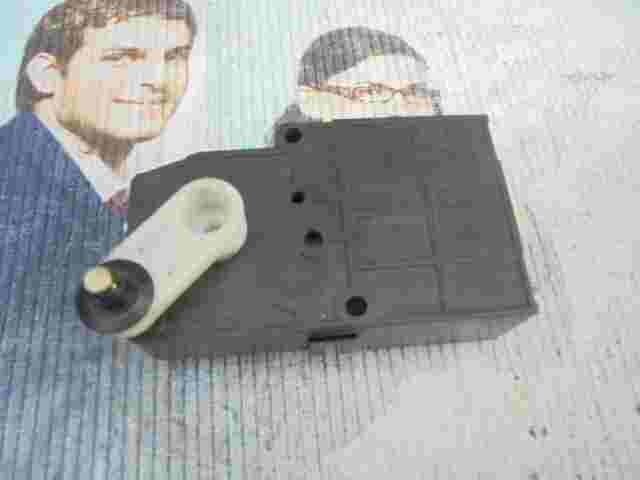 Stellmotor Heizung Kia Carnival B400730170 B40073-0170 DOOWON 2L13