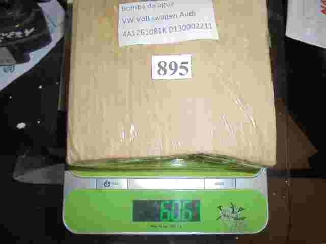 Wasserpumpe Standheizug  VW 4A1261081K 4A1 261 081K BOSCH 0130002211