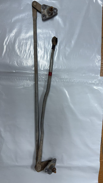 Wischer Gestänge Mitsubishi Galloper Montero Pajero (V20/V40) 9100-D MB623287