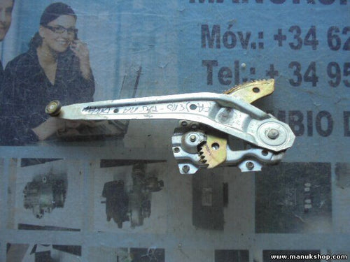 Fensterheber manuell hinten rechts Mitsubishi Montero Pajero I L040 1983 -1991