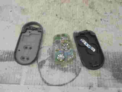 Funkfernbedienung Schlüssel Gehäuse Nissan Serena Vanette 946801F