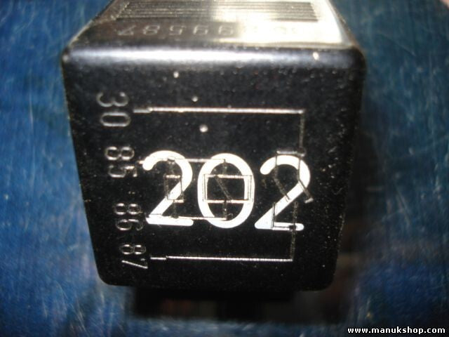 Relais Audi VW Skoda Seat NR.202 8A0 951 253 8A0951253 899587 12v 70A