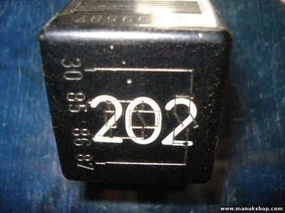 Relais Audi VW Skoda Seat NR.202 8A0 951 253 8A0951253 899587 12v 70A