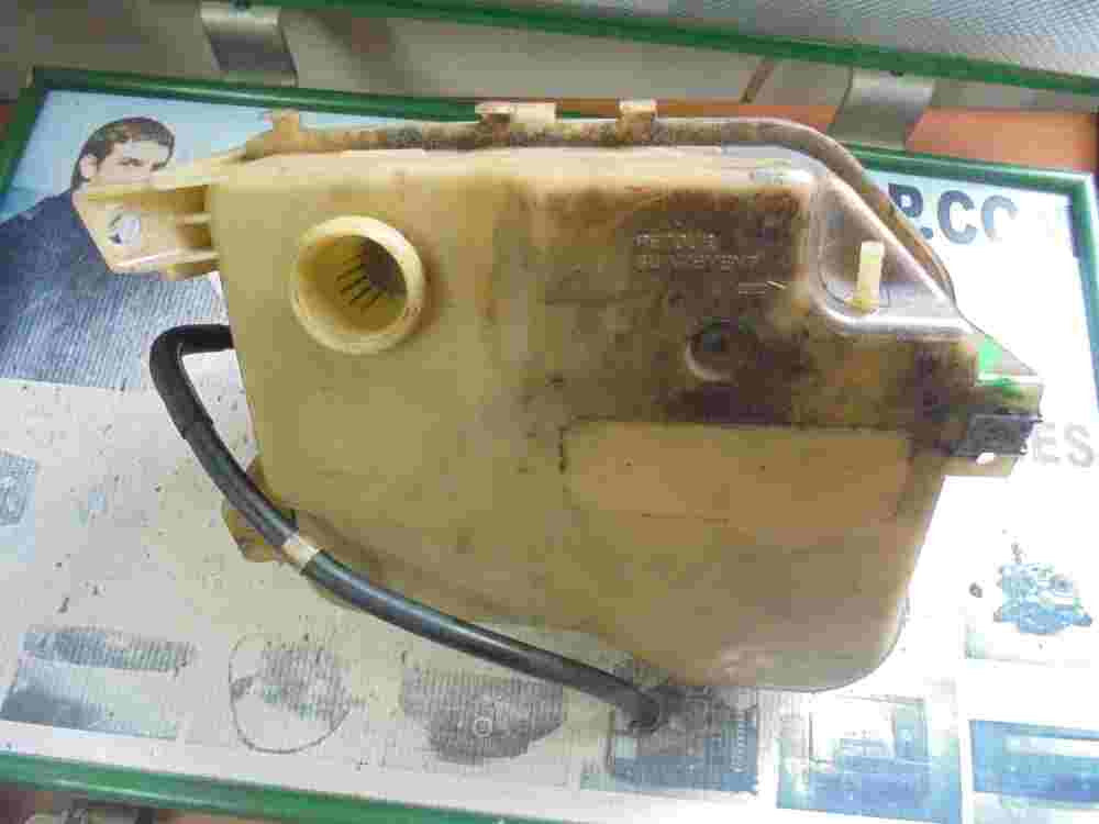 Servoölbehälter Citroen C5 9636068780 96 360 687 80 9655382280 96 553 822 80