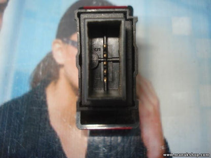 Warnblinkschalter Opel Corsa Tigra B 13539900 9 164 141 9164141