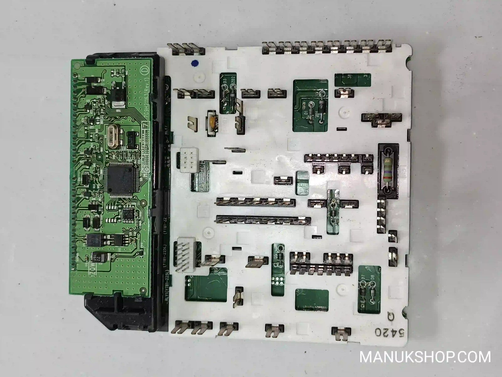 Sicherungskasten Nissan Cabstar F24 Renault Maxity 7G9H2116230 ZWUSMMAINPCB