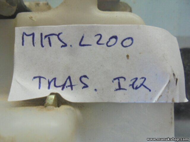 Türschloß hinten Links Mitsubishi L 200 K7_T, K6_T 2.0 1997 ccm 90 KW MR462225
