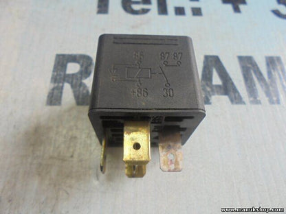 Relais BMW E24 E28 E30 E34 E36 BOSCH 0332019109 0 332 019 109
