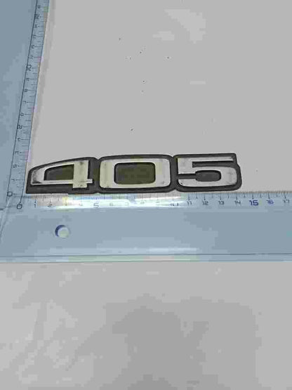 Emblem  Peugeot 405 14cm. 9601438080 96 014 380 80