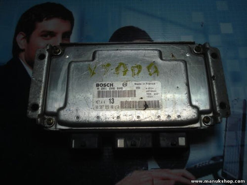 Motorsteuergerät Citroen Xsara  9638765980 id10 ME7.4.4 13 BOSCH 0261206606