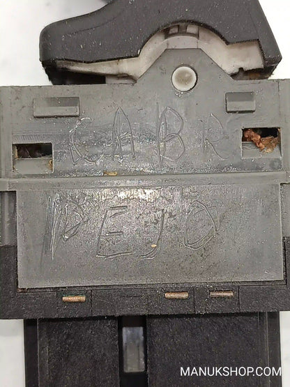 Schalter Heckklappe Öffner Peugeot 307 206 M5073