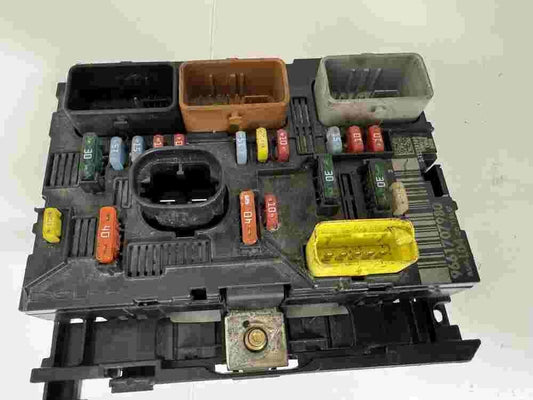 Sicherungskasten Peugeot 307 Citroen C4 9661707980 96 617 079 80 Delphi BSML0400