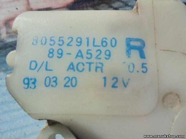 Stellmotor Zentralverriegelung Türschloss vorne rechts Nissan Ford 8055291L60