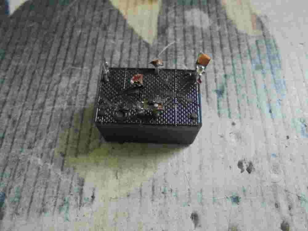 Relais SIEMENS V23076C1002A303 V23076-C1002-A303