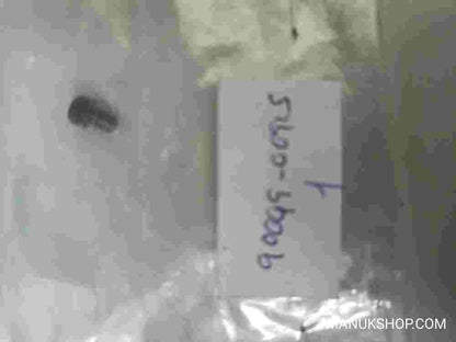 Screw  Toyota Hiace 9009900915 90099-00915