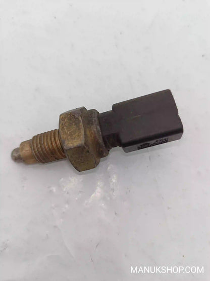 Bremslichtschalter VW Polo 9N VW  T5 02K 945 415 C 02K945415C