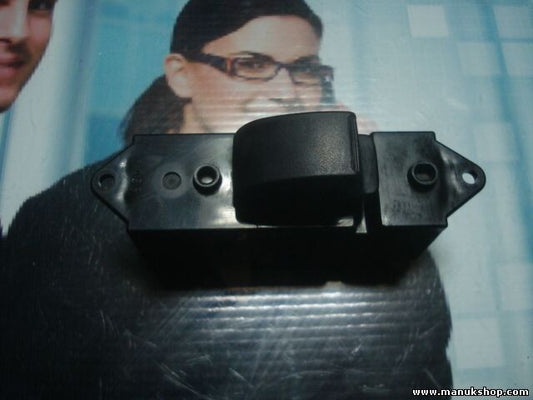 Fensterheber schalter Mitsubishi Colt 8608A077 C8D-D563M-UK F000150 120106A