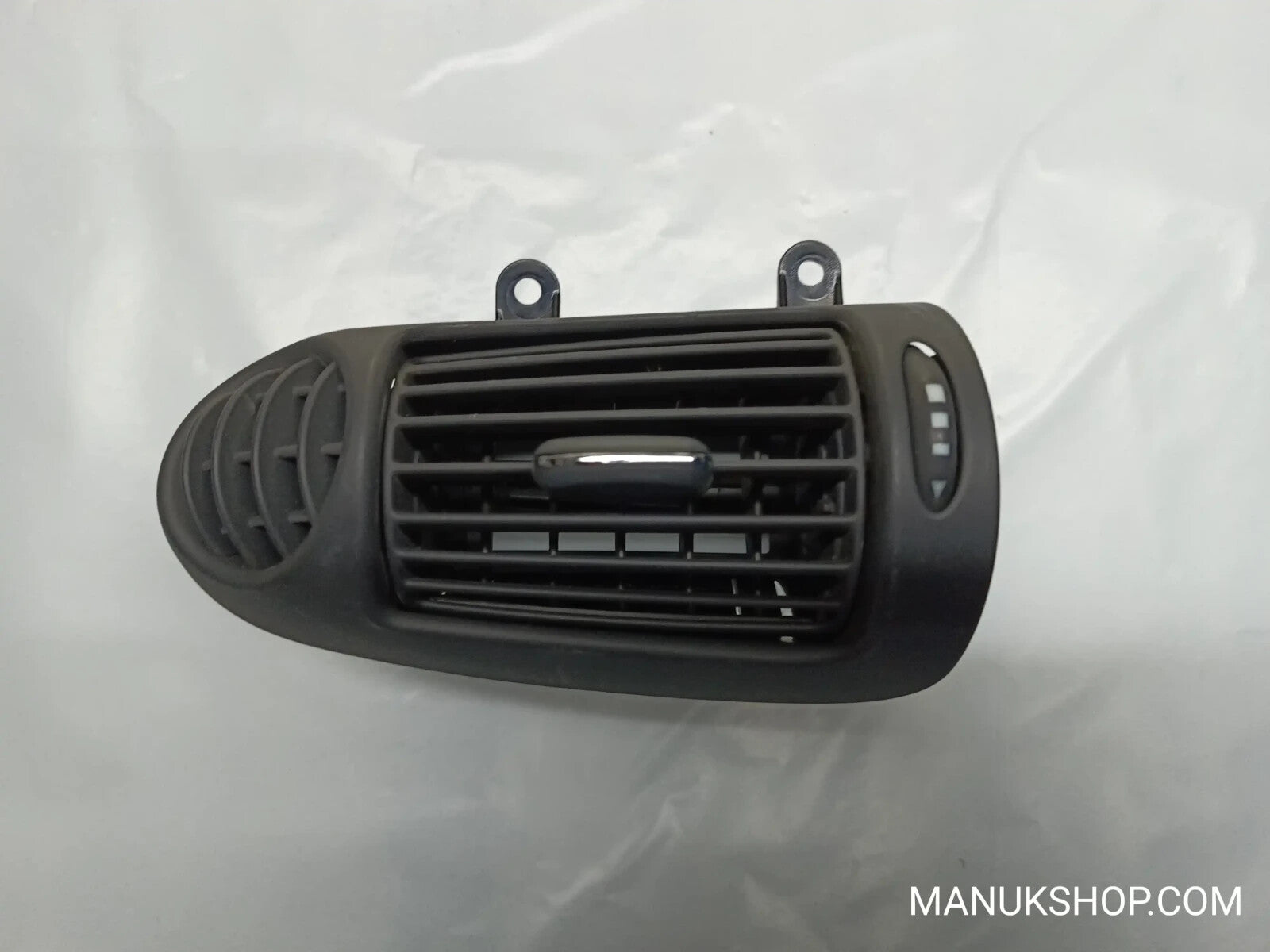 Lüftungsdüse Mercedes W203  2038300254 203 830 02 54