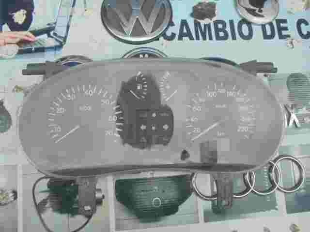 Kombiinstrument Tacho Renault Clio II P8200261119 8200261119 NS0028658X 21671934