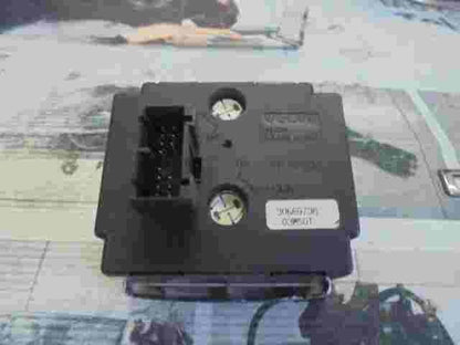 Lichtschalter Volvo C30 C70 S40 V50 30669736 30 6697 36 03W50T PPGF20 PP-GF20