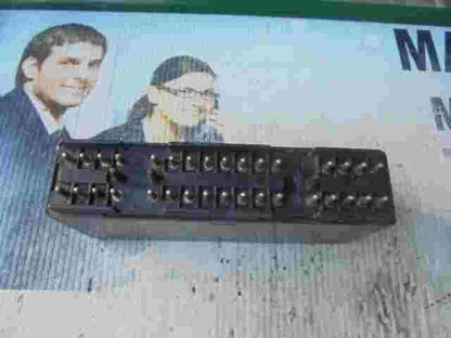 Lampenkontrolle Relais  Mercedes W124 W126 W201 1265420032 126 542 00 32 601627